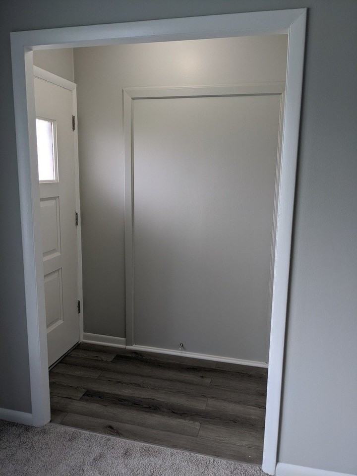 61 Pine Ct - Photo 3 of 21