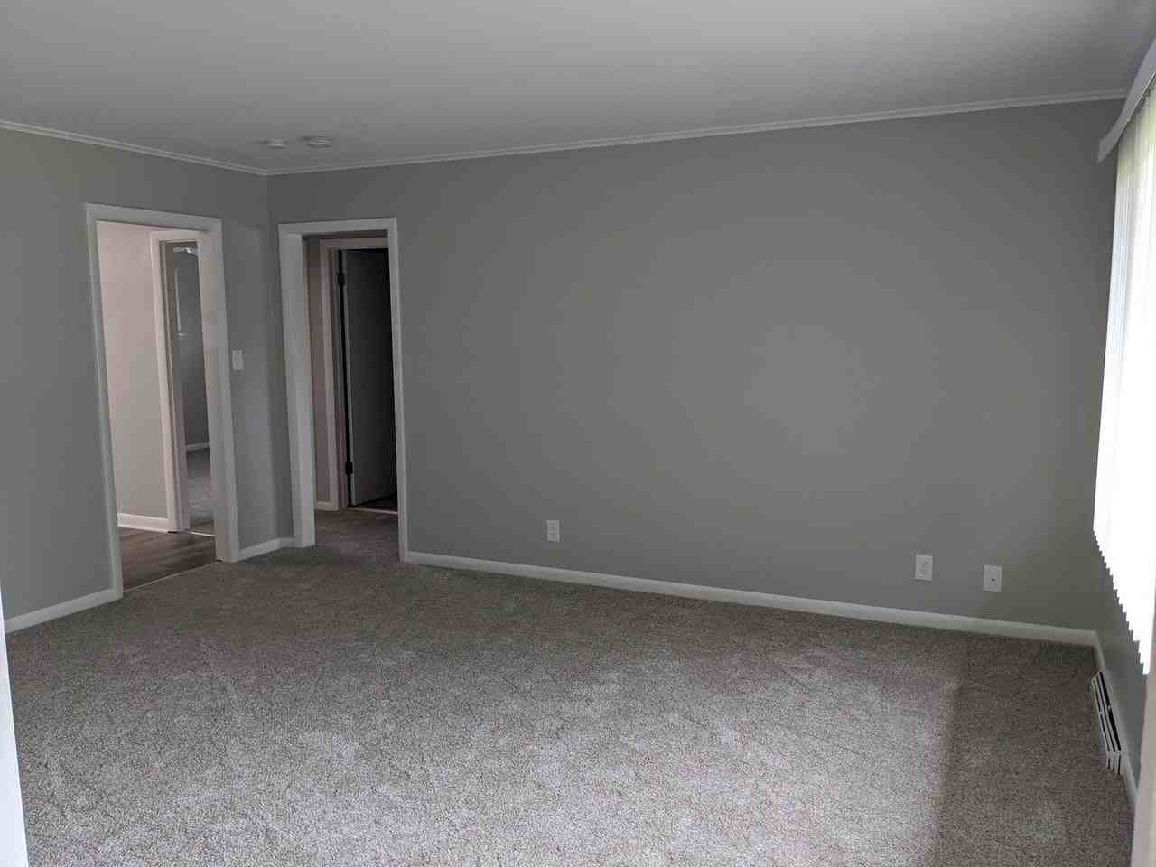 61 Pine Ct - Photo 6 of 21