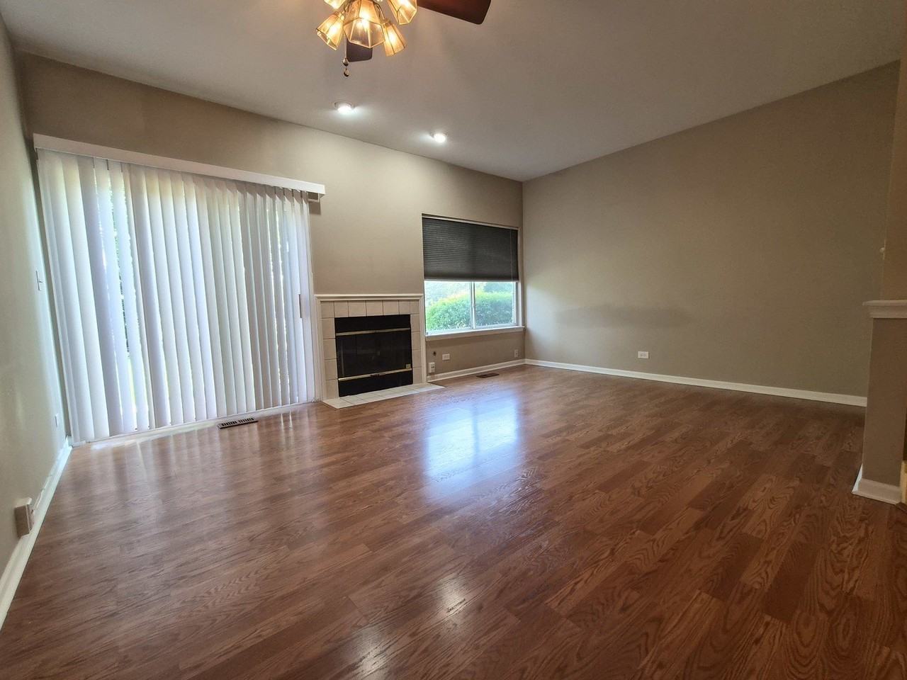 1015 Woodview Ct #1015 - Photo 7 of 35