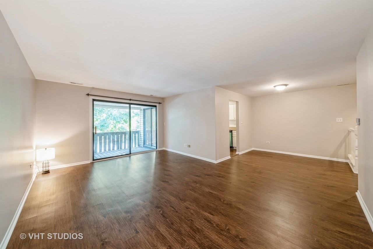 841 Cross Creek Ct #C - Photo 3 of 21