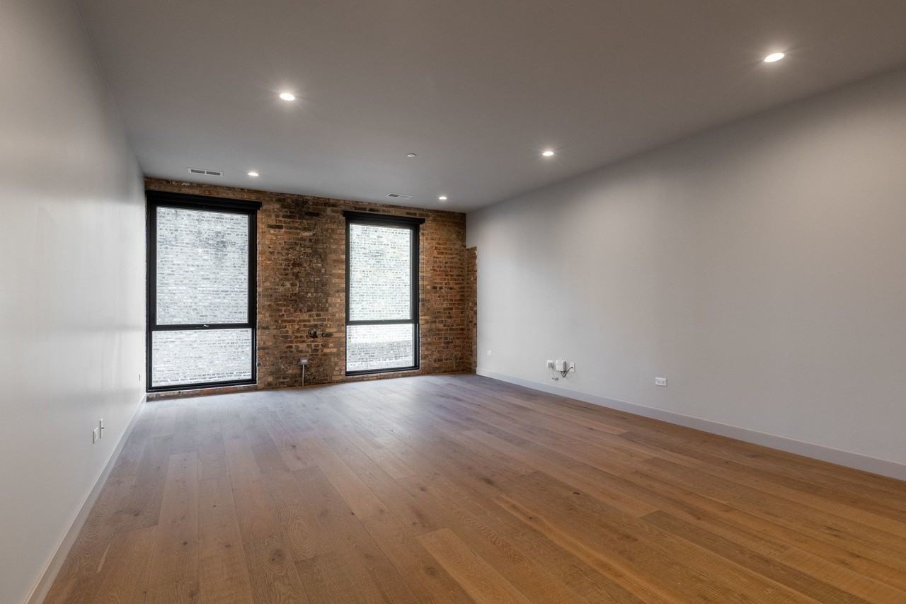 1706 Sherman Ave #301 - Photo 3 of 13
