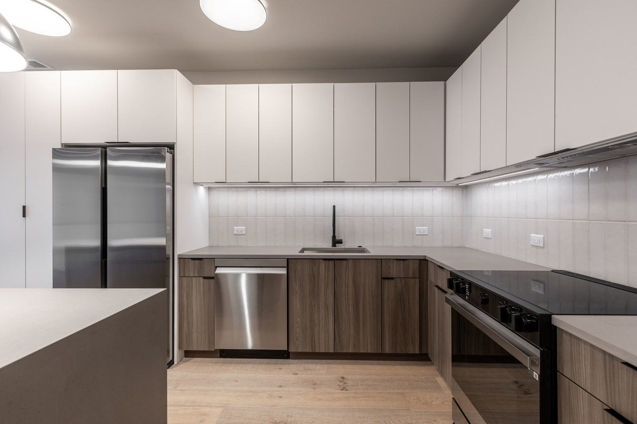 1706 Sherman Ave #301 - Photo 4 of 13