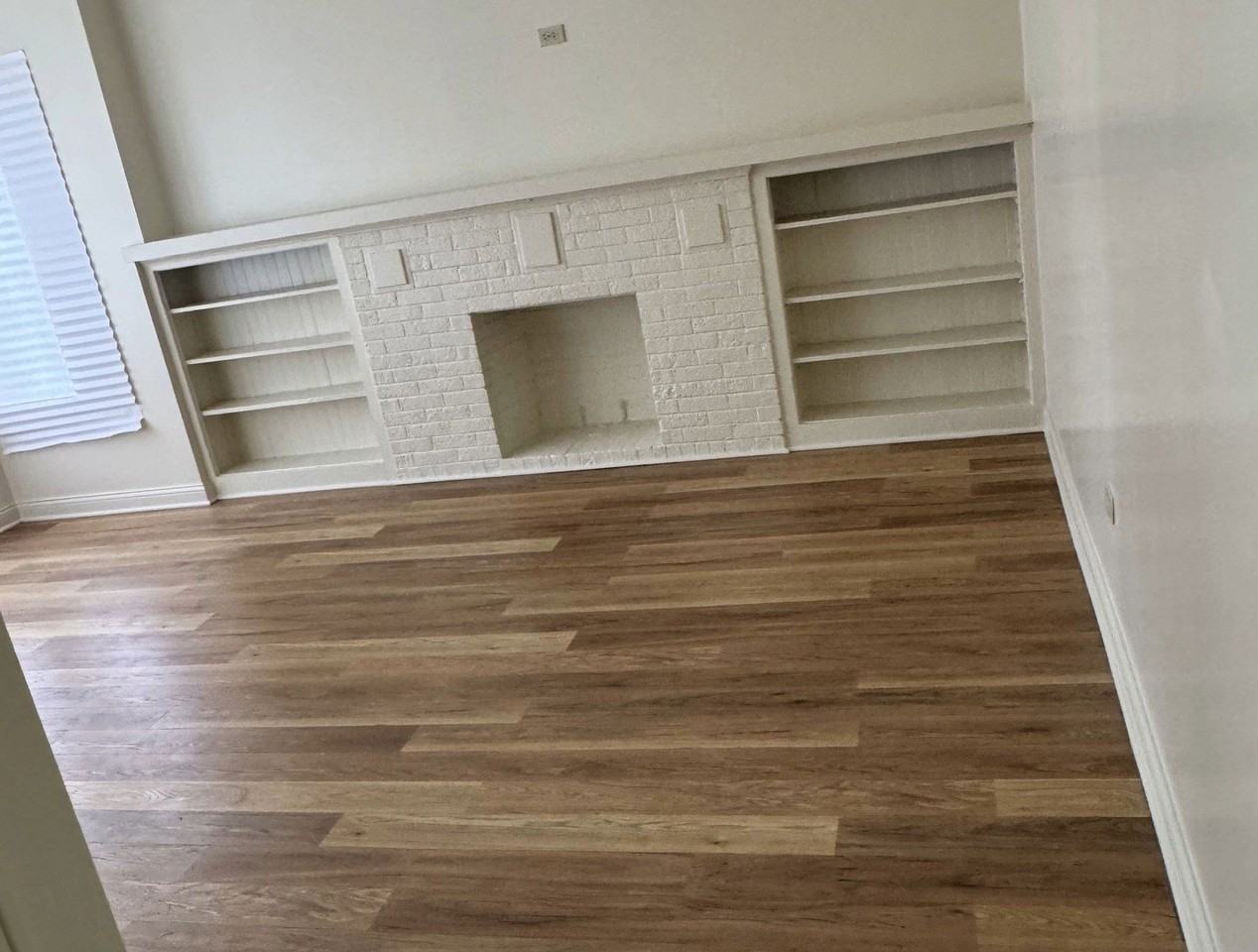 6728 S Langley Ave #1 - Photo 3 of 14