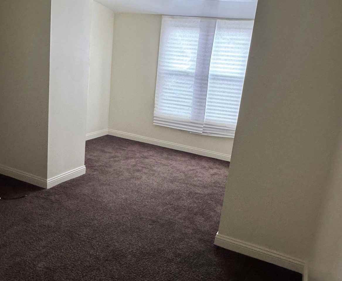 6728 S Langley Ave #1 - Photo 5 of 14