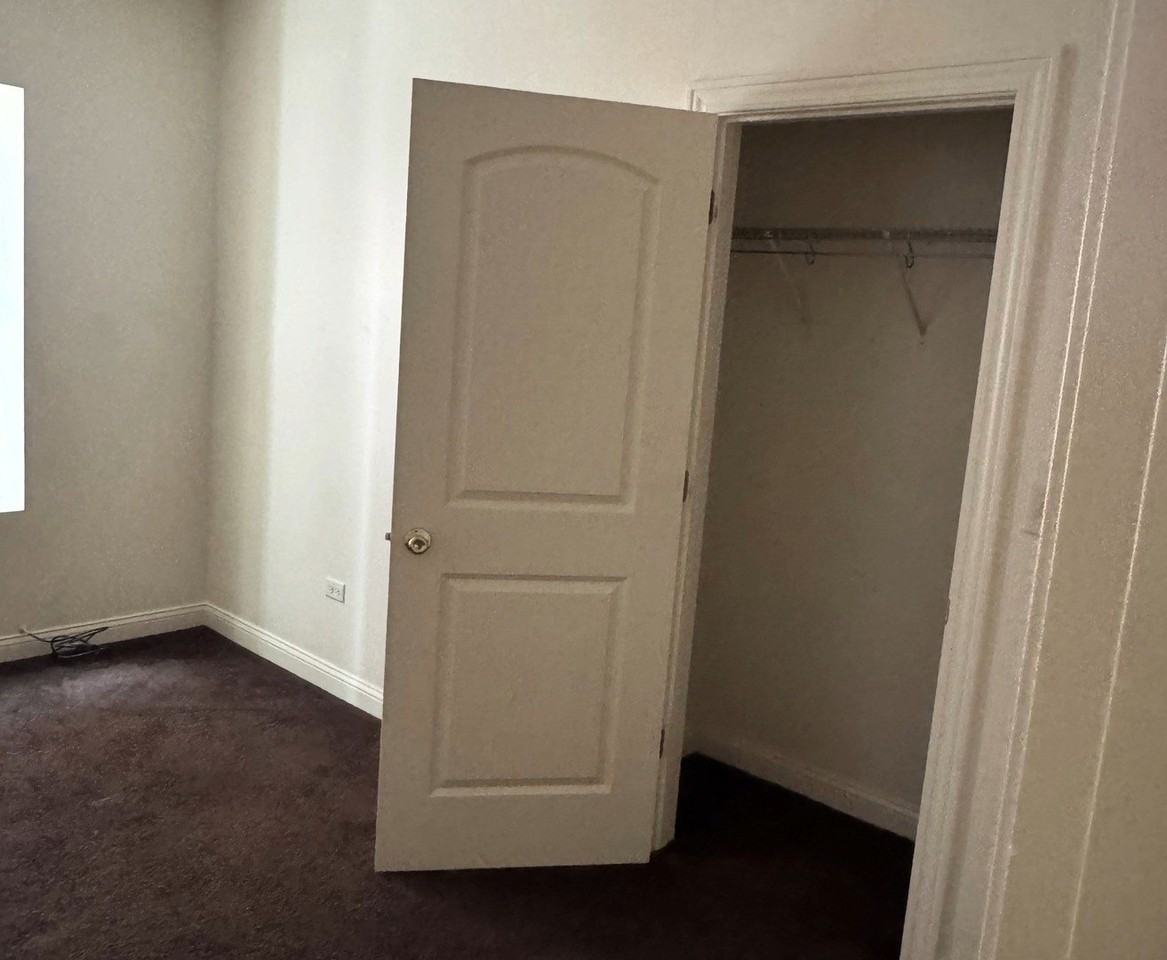 6728 S Langley Ave #1 - Photo 6 of 14
