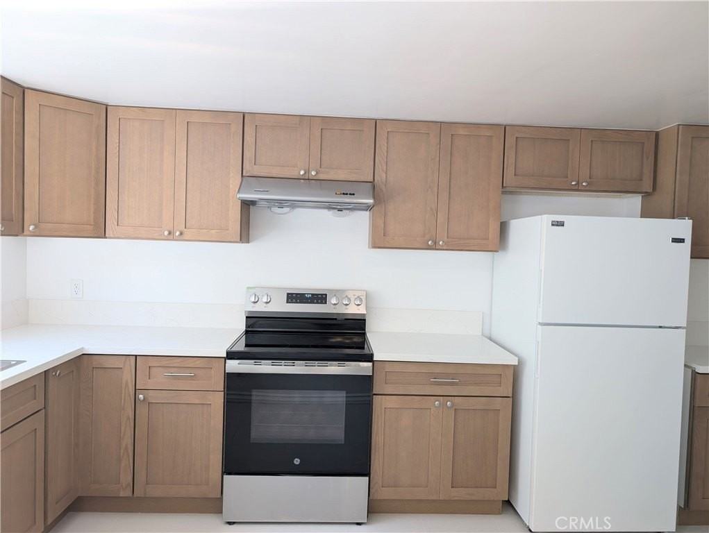 630 W Huntington Dr #103 - Photo 7 of 27