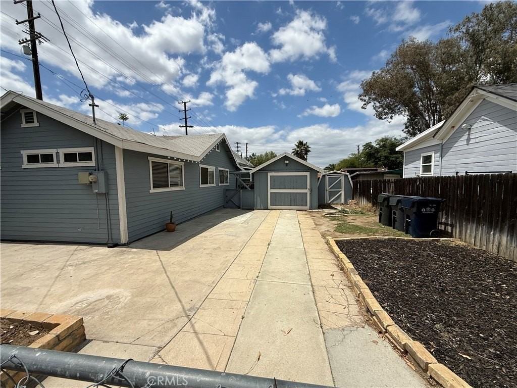 529 E Central Ave - Photo 3 of 17