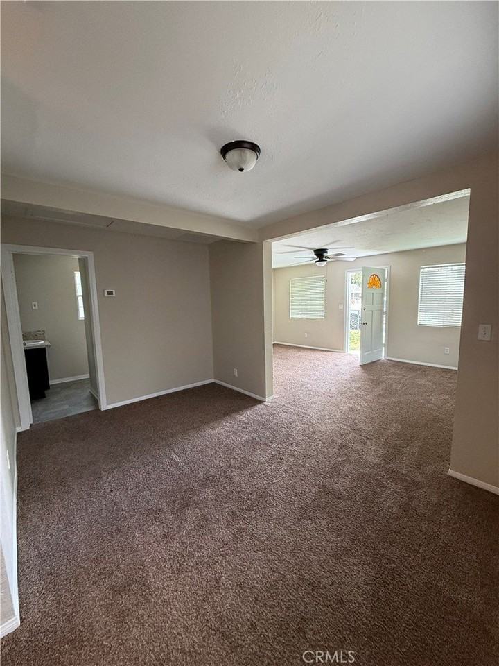 529 E Central Ave - Photo 6 of 17