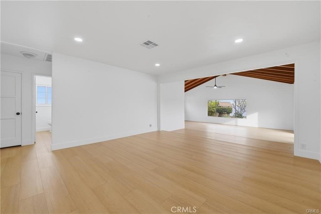 2917 Del Amo Blvd - Photo 4 of 21