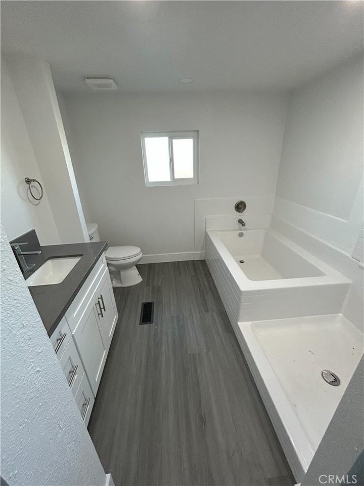 10421 El Centro Rd - Photo 5 of 12
