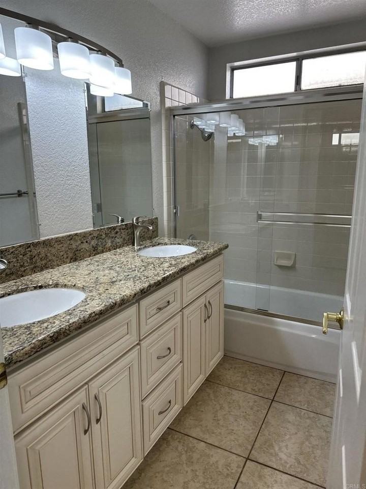 11079 Avenida De Los Lobos - Photo 6 of 8