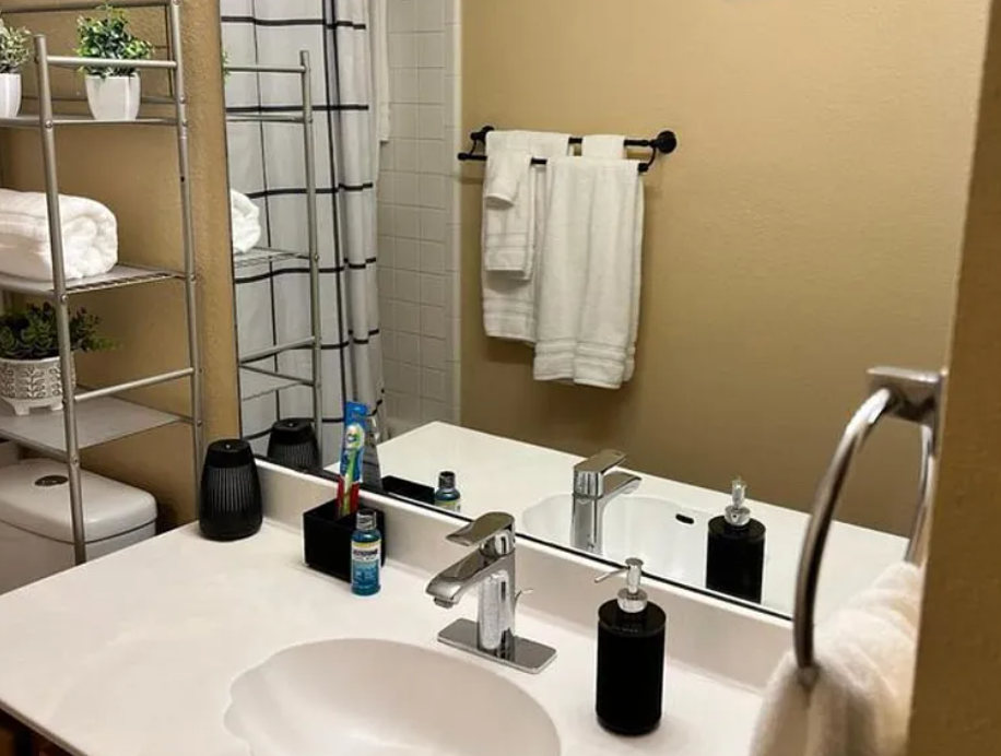 14211 Spotted Cedar, Unit 4 - Photo 4 of 9