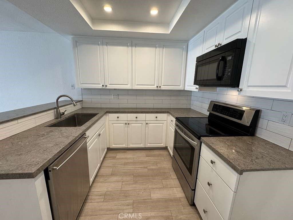 19 Grenada St