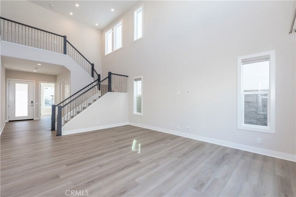 180 Longden - Photo 6 of 29