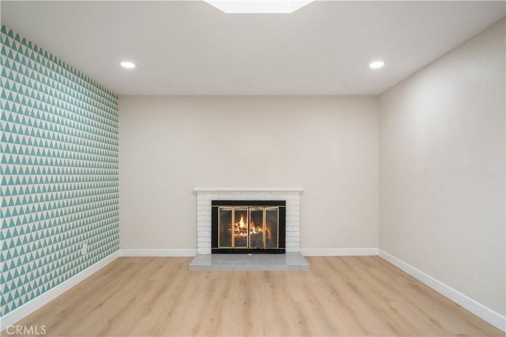912 W Hill Ave - Photo 7 of 37