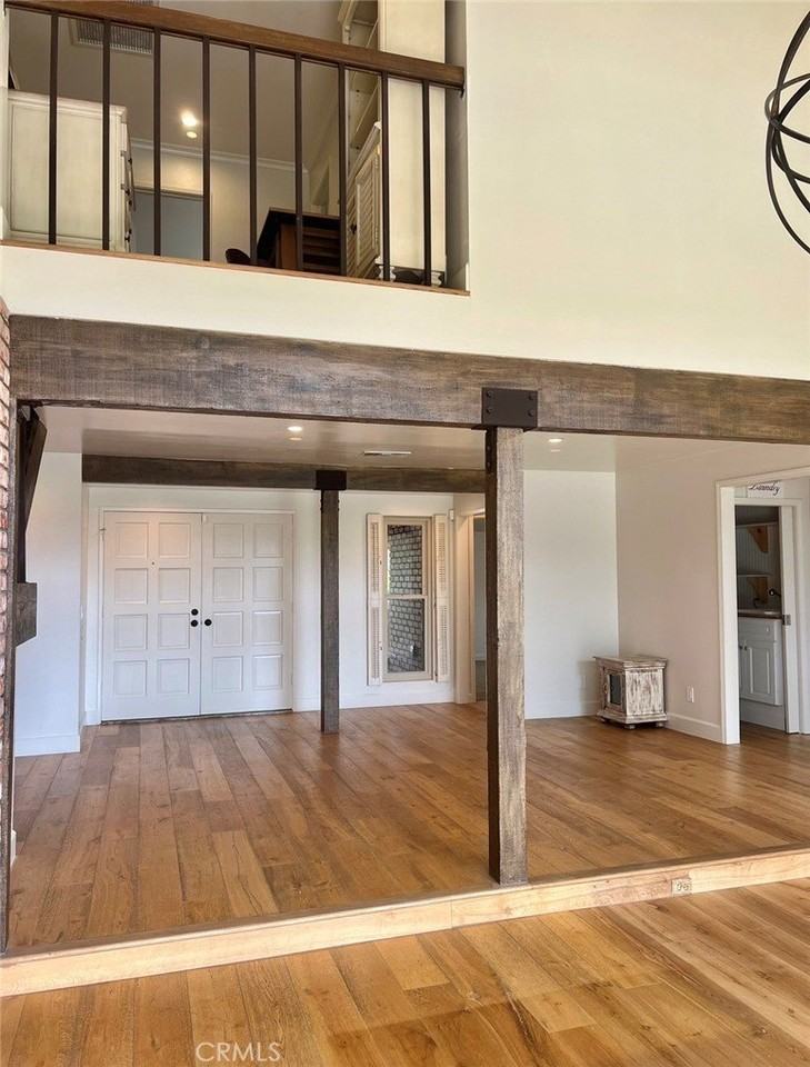 869 Rim Crest Dr - Photo 5 of 50