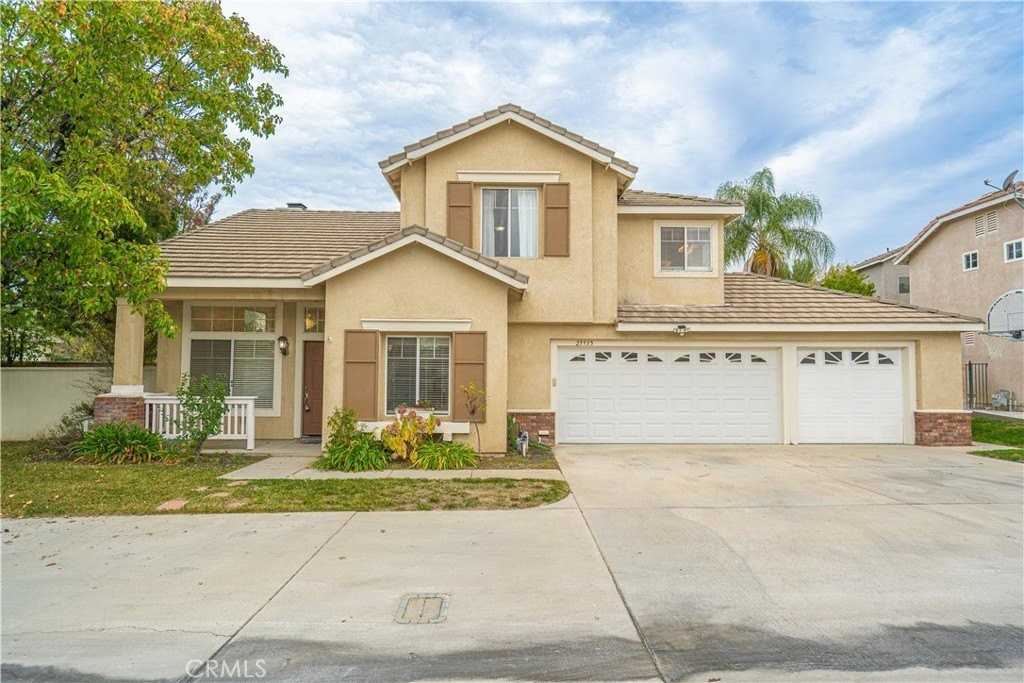 25535 Chisom Ln - Photo 3 of 38