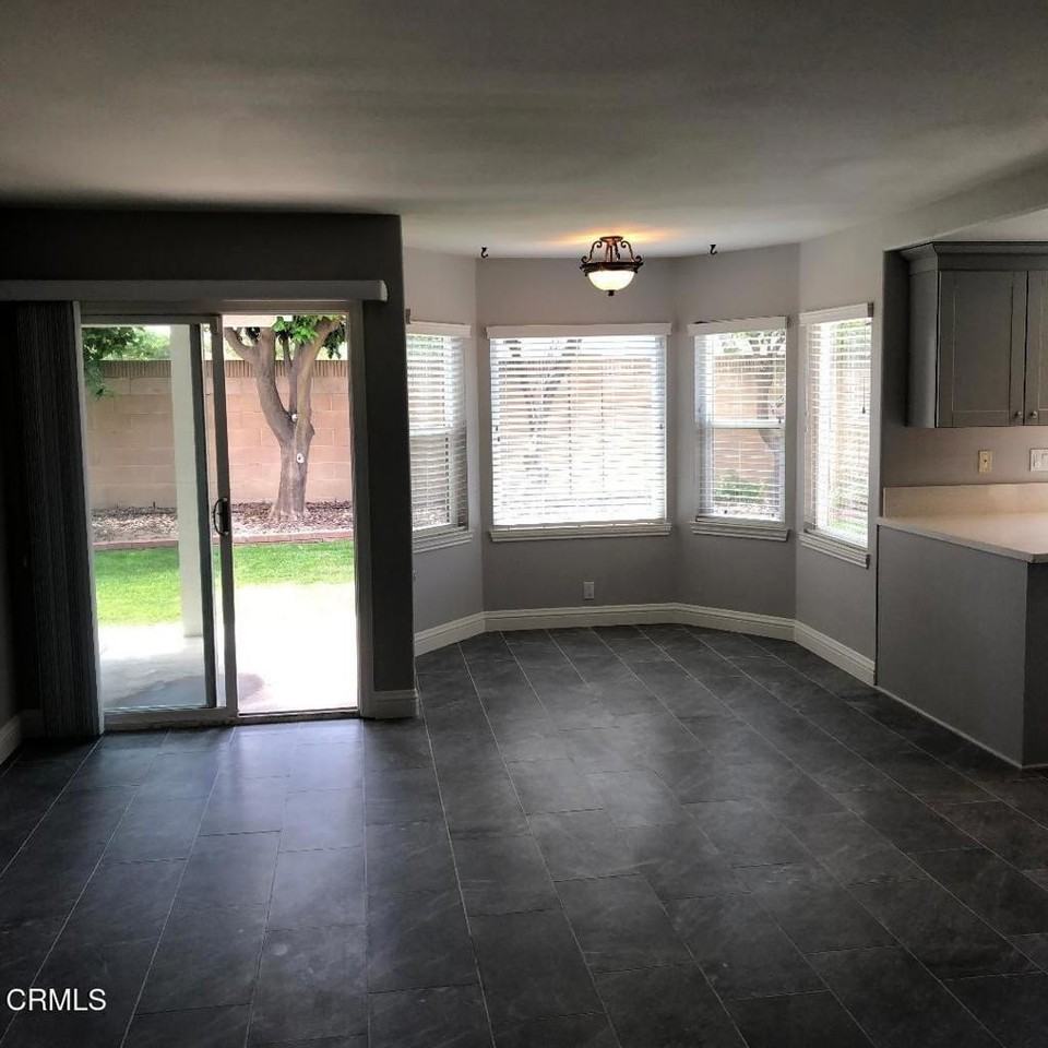 1106 Gracia St - Photo 6 of 26