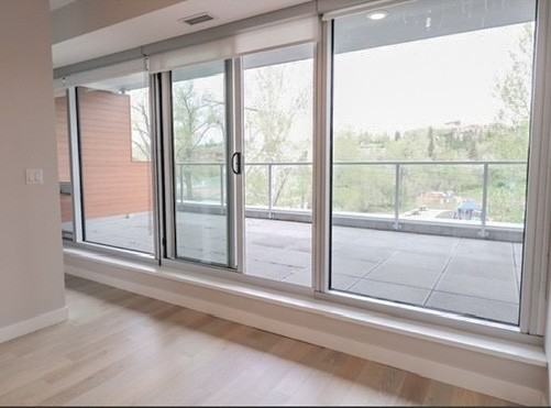 1234 5 Avenue NW - Photo 2 of 8