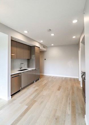 1234 5 Avenue NW - Photo 6 of 8