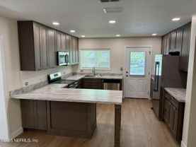 223 Collen Rd N - Photo 1 of 1