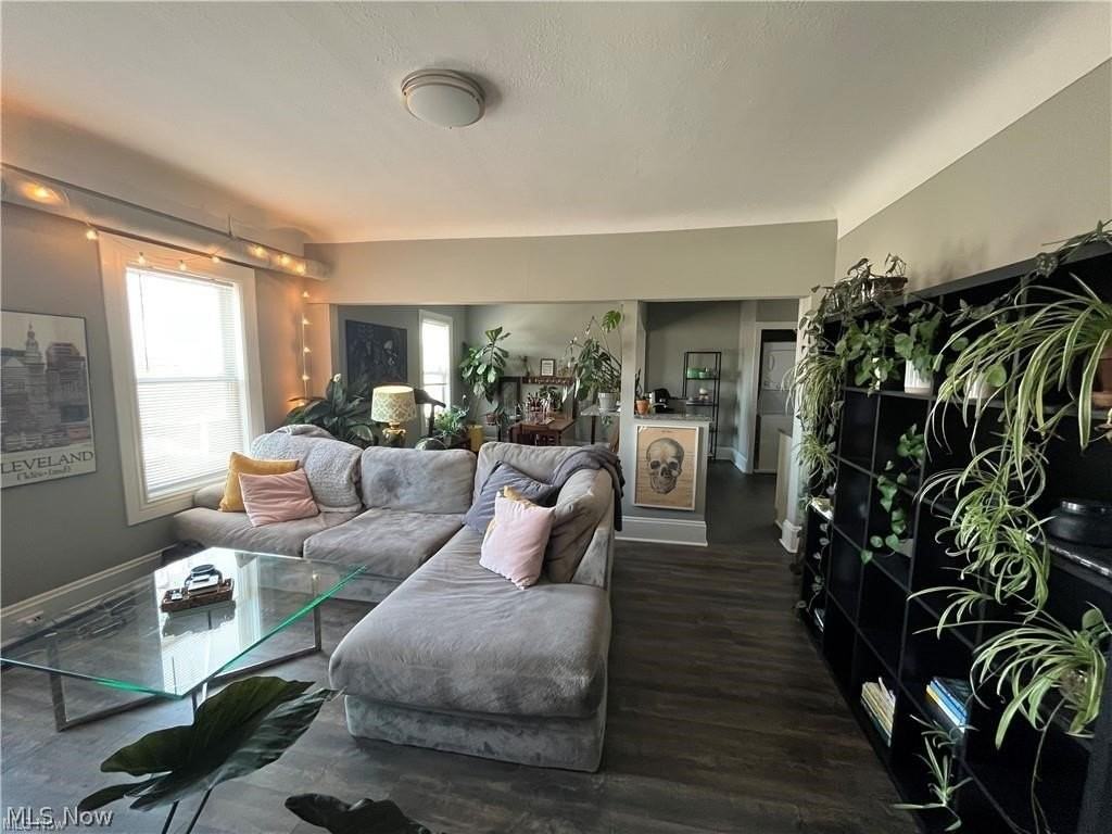 6812 Detroit Ave #1 - Photo 6 of 22