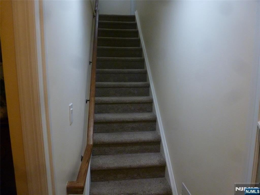 116 Walsh Dr - Photo 6 of 17