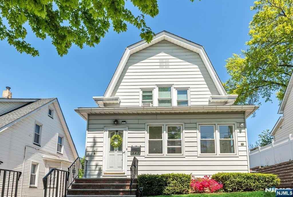 247 Fern Ave - Photo 2 of 24