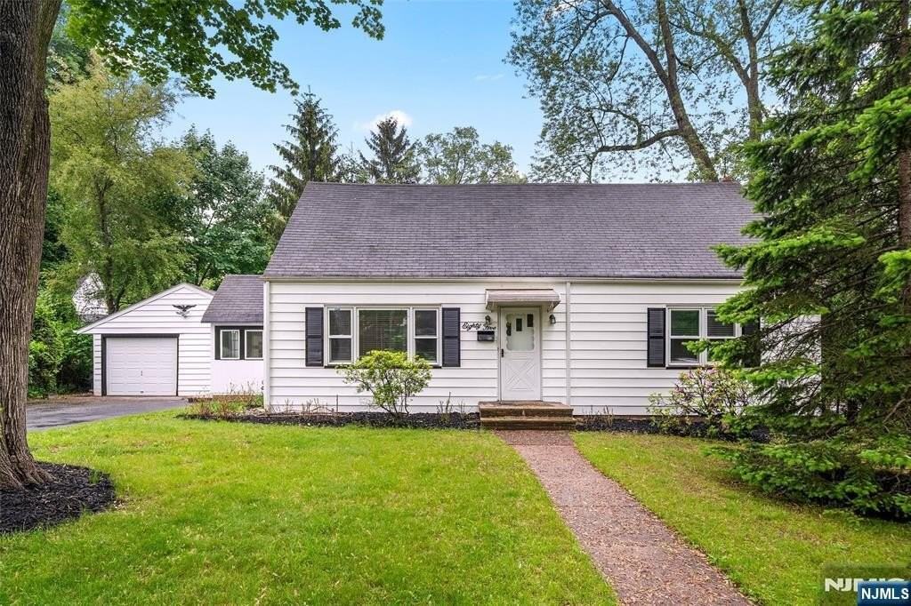 85 Serpentine Rd - Photo 2 of 24