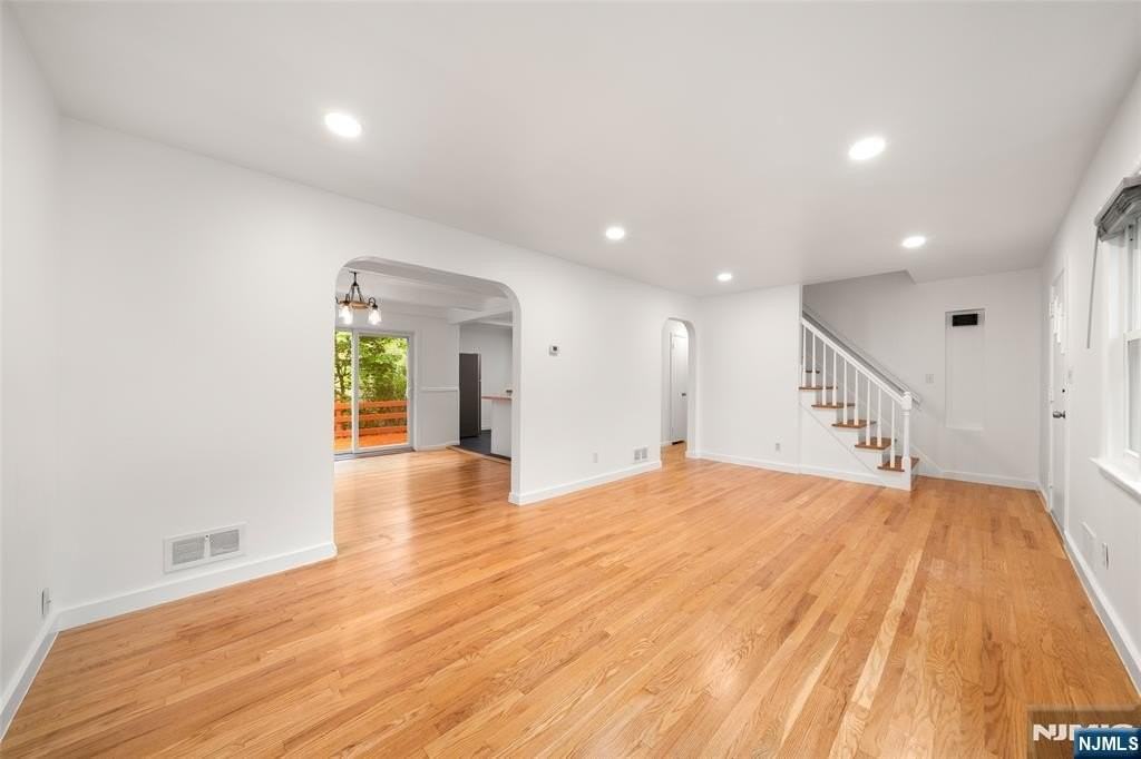 85 Serpentine Rd - Photo 4 of 24