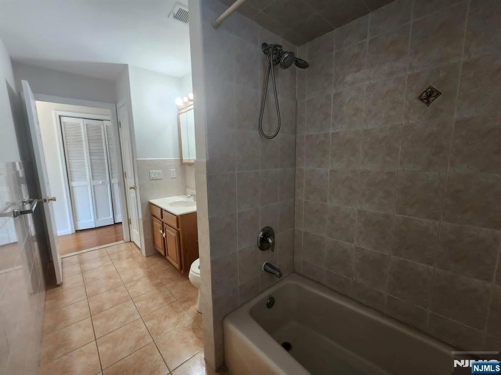 226 Newark Ave - Photo 7 of 15