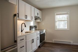 180 N Main St #B4 - Photo 1 of 1