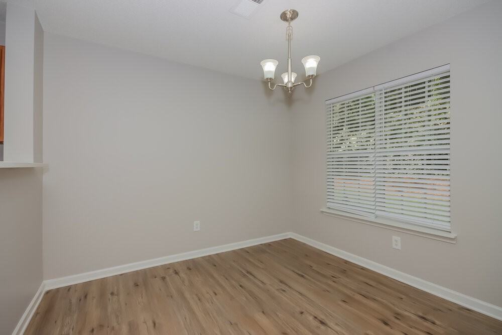8042 Christmas Ct - Photo 5 of 17