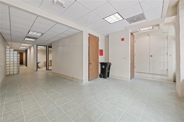 127 Camp St - Photo 5 of 14