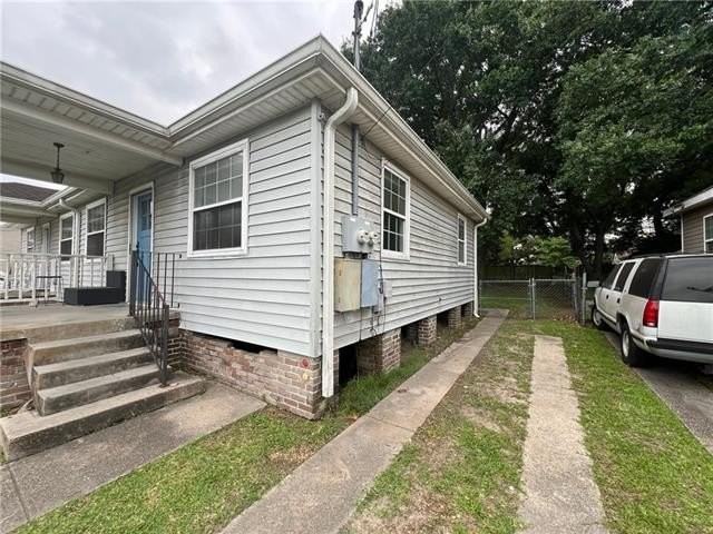 708 Community St - Photo 2 of 15