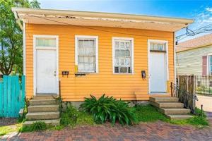 featured image of 3958 Tchoupitoulas St ## 60