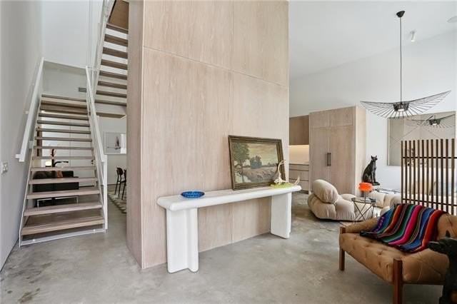 1435 Euterpe St - Photo 4 of 38