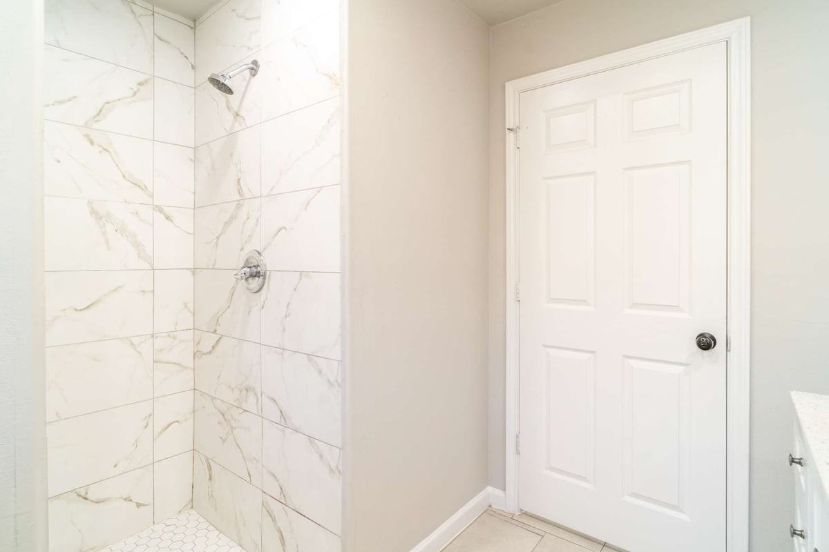 11623 Rowan Ln - Photo 4 of 22