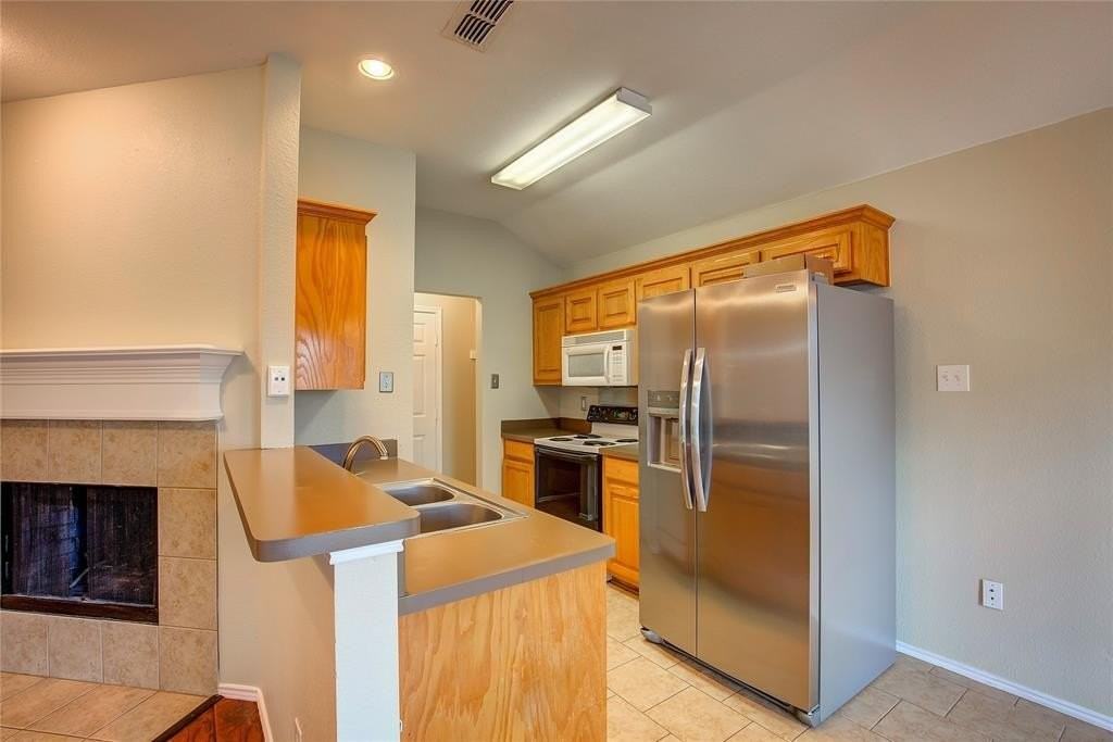 140 Flyaway Ln - Photo 6 of 30