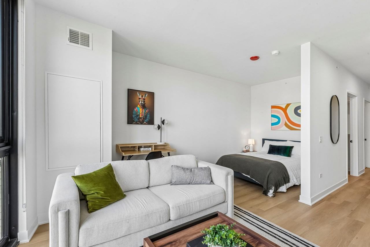 1100 W Grand Ave #205