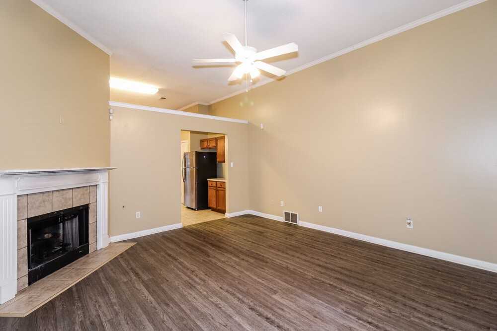 8691 Overcup Oaks Dr - Photo 7 of 25