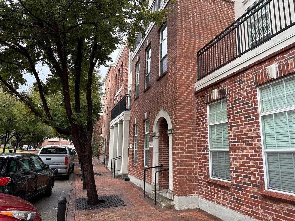 5029 Parkview