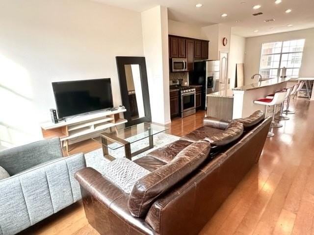 5029 Parkview - Photo 5 of 23