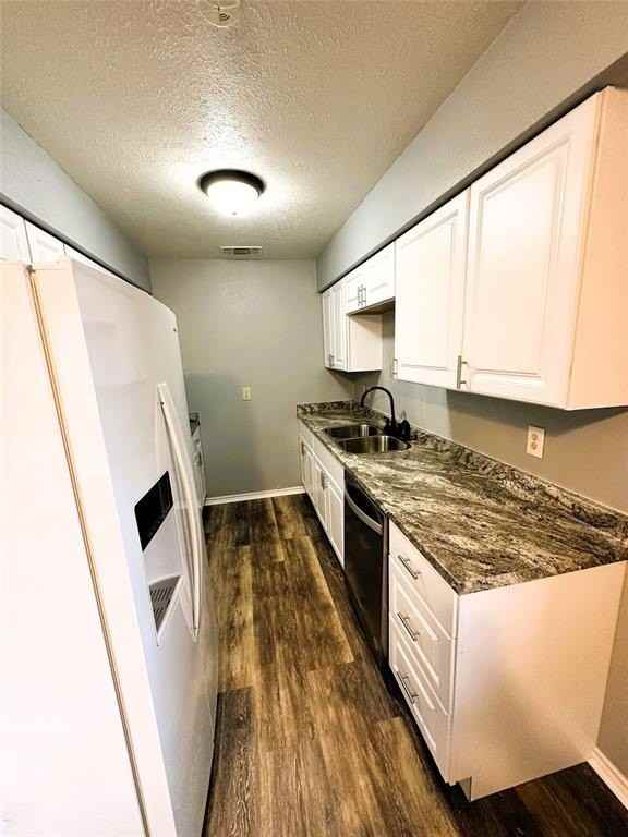 101 Redbud St #103 - Photo 3 of 17