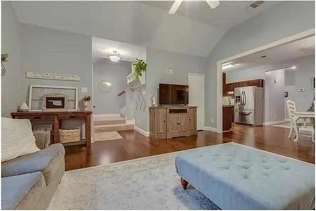 8895 Camfield Way - Photo 5 of 21
