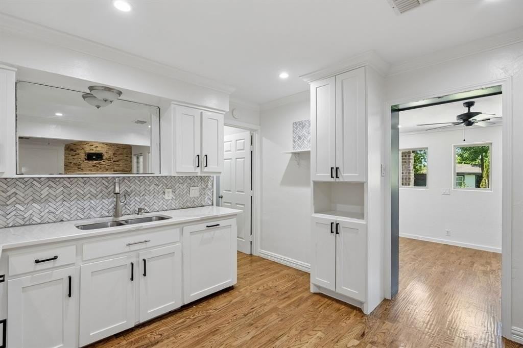 6315 Sachse St - Photo 5 of 25