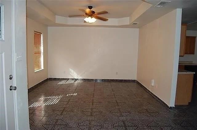 1202 Spell Ave - Photo 2 of 6