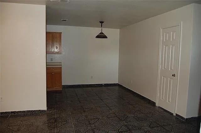 1202 Spell Ave - Photo 3 of 6