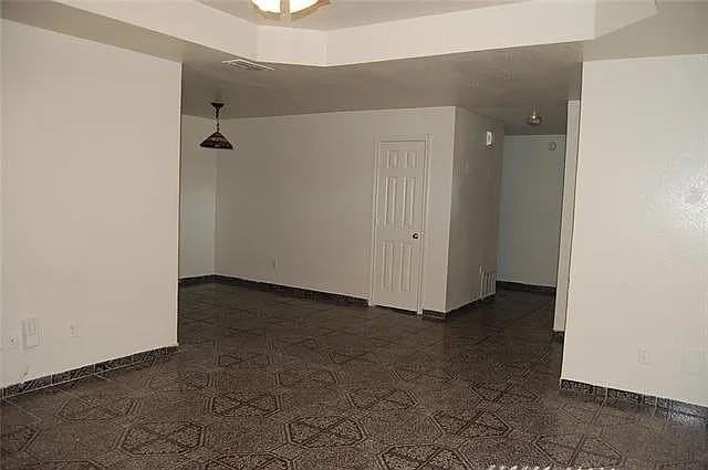 1202 Spell Ave - Photo 4 of 6