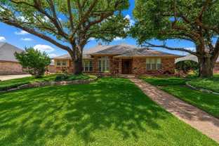 3141 Oakdale Dr - Photo 1 of 1